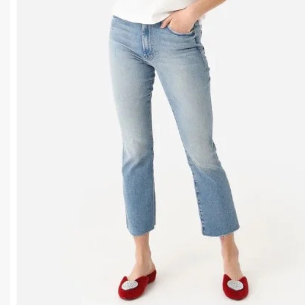 MOTHER The Hustler Ankle Fray Blue Cropped Jeans in Au Revoir Wash Size 26